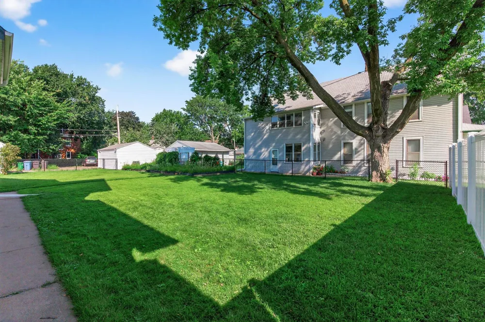 1538 Washington Street NE Minneapolis, MN 55413