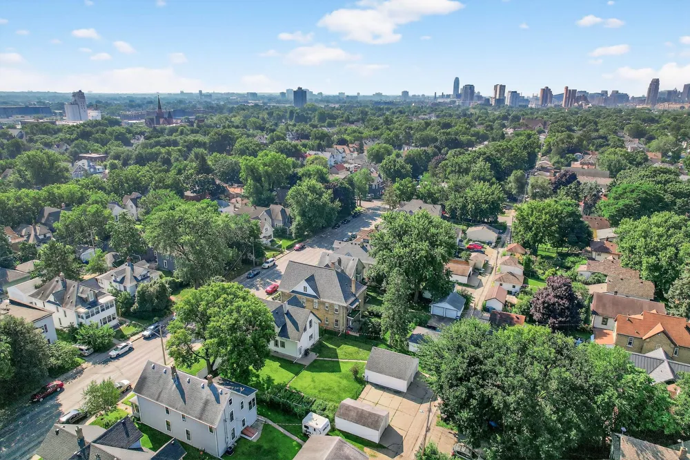 1538 Washington Street NE Minneapolis, MN 55413