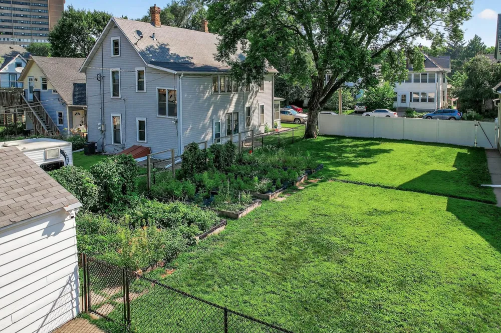 1538 Washington Street NE Minneapolis, MN 55413