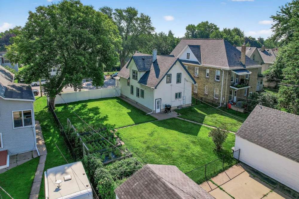 1538 Washington Street NE Minneapolis, MN 55413