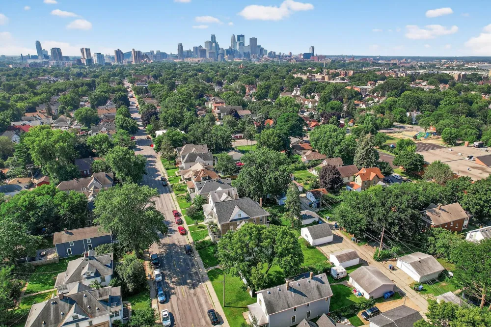 1538 Washington Street NE Minneapolis, MN 55413