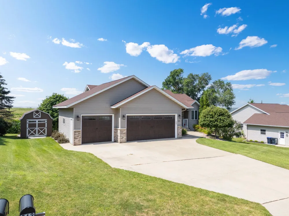 313 Maple Drive Lanesboro, MN 55949