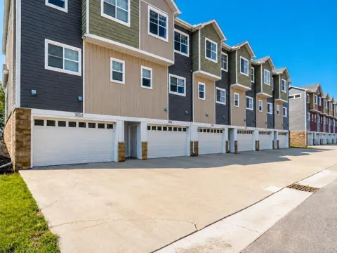 3049 Bluestem Trail