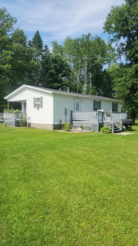 21982 Grouse Lane