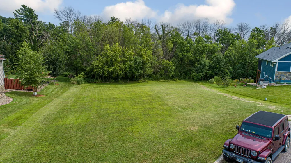 905 Orchard Heights Court Faribault, MN 55021