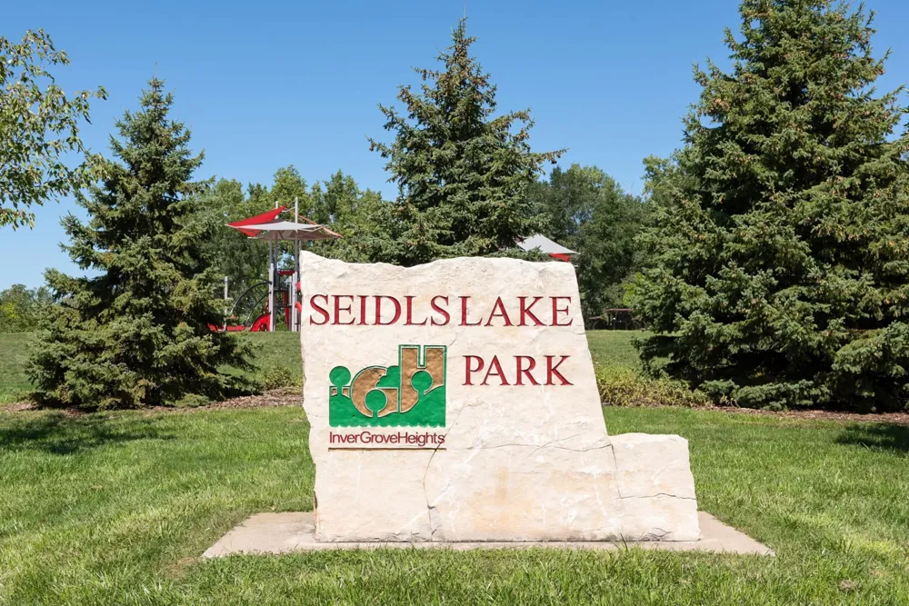 4691 Blaine Avenue #808 Inver Grove Heights, MN 55076