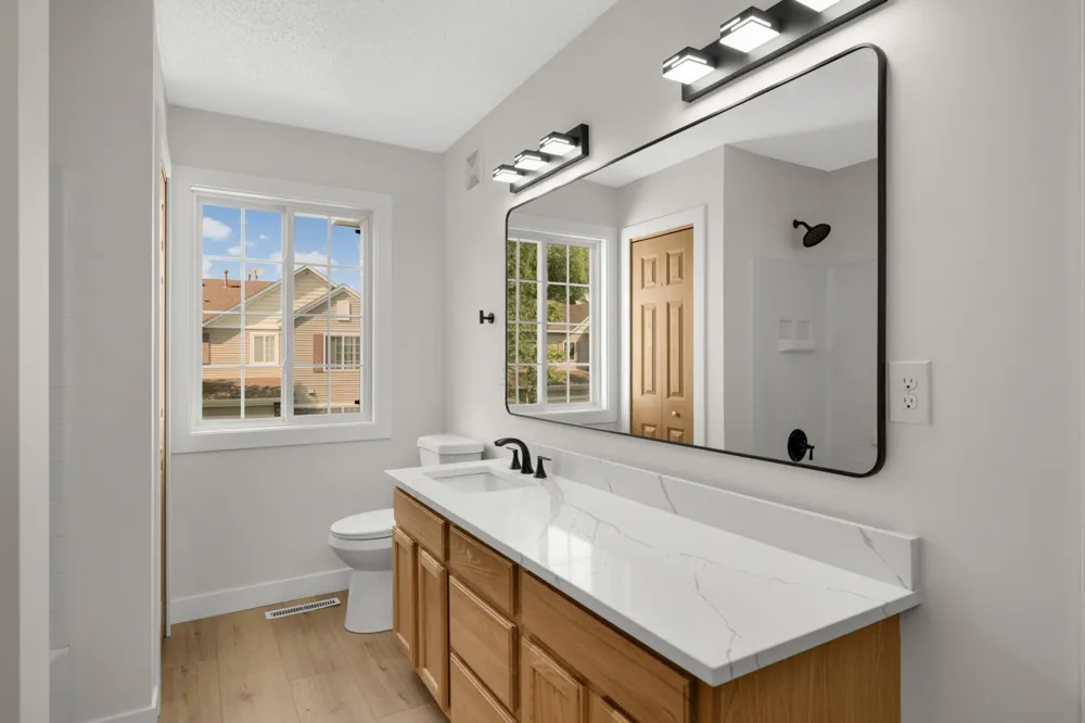 4691 Blaine Avenue #808 Inver Grove Heights, MN 55076