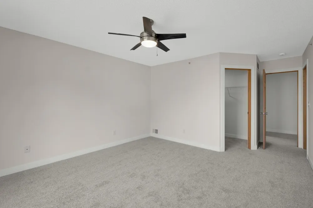 4691 Blaine Avenue #808 Inver Grove Heights, MN 55076