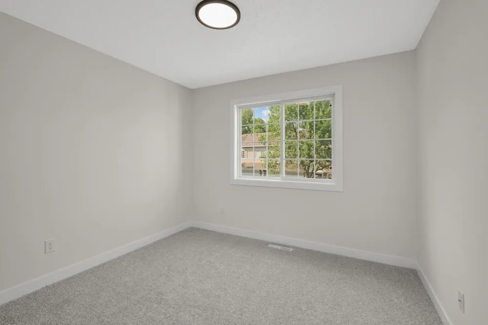 4691 Blaine Avenue #808 Inver Grove Heights, MN 55076