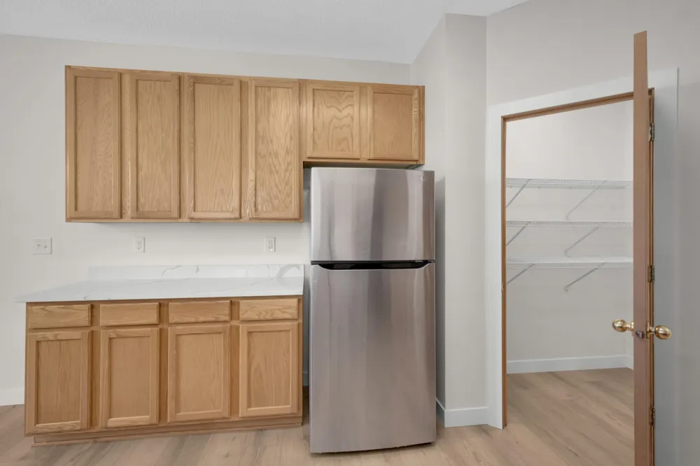 4691 Blaine Avenue #808 Inver Grove Heights, MN 55076