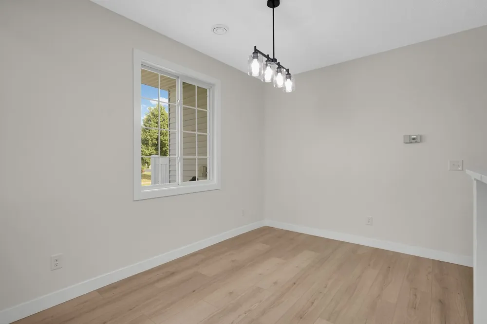 4691 Blaine Avenue #808 Inver Grove Heights, MN 55076