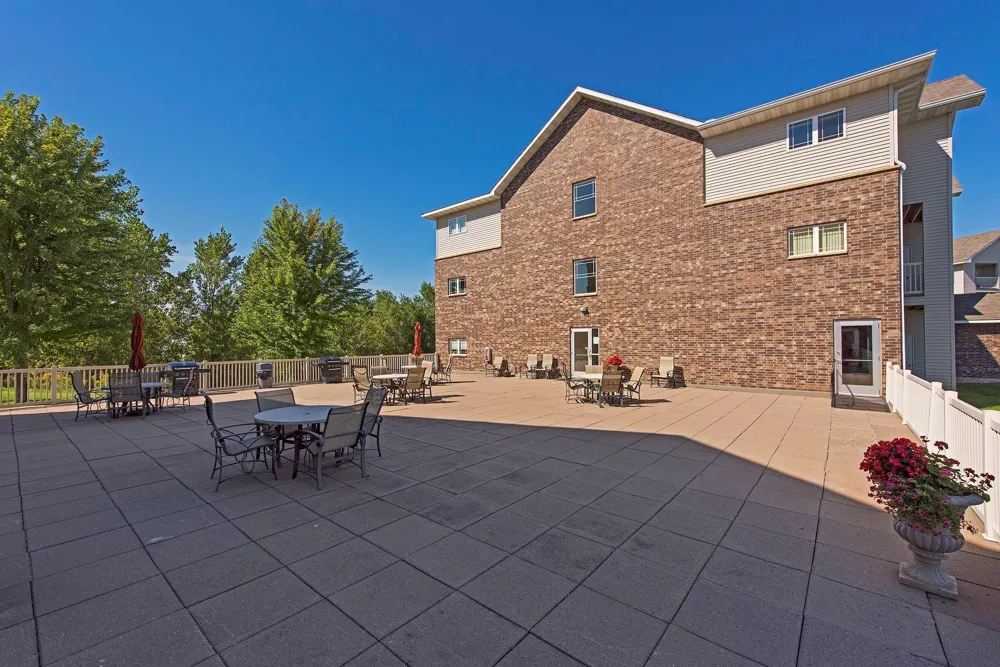 1321 Lake Drive W #123 Chanhassen, MN 55317
