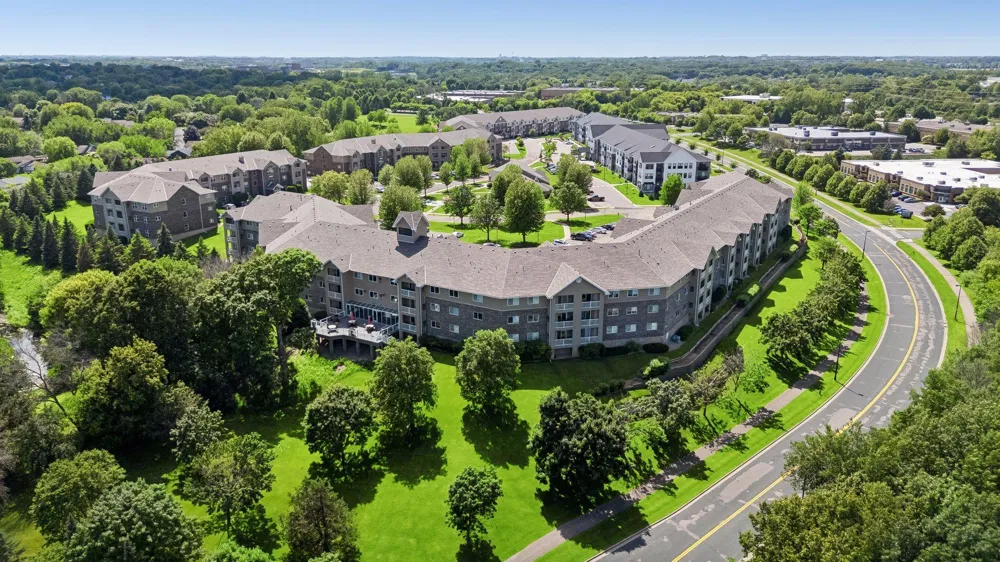 1321 Lake Drive W #123 Chanhassen, MN 55317