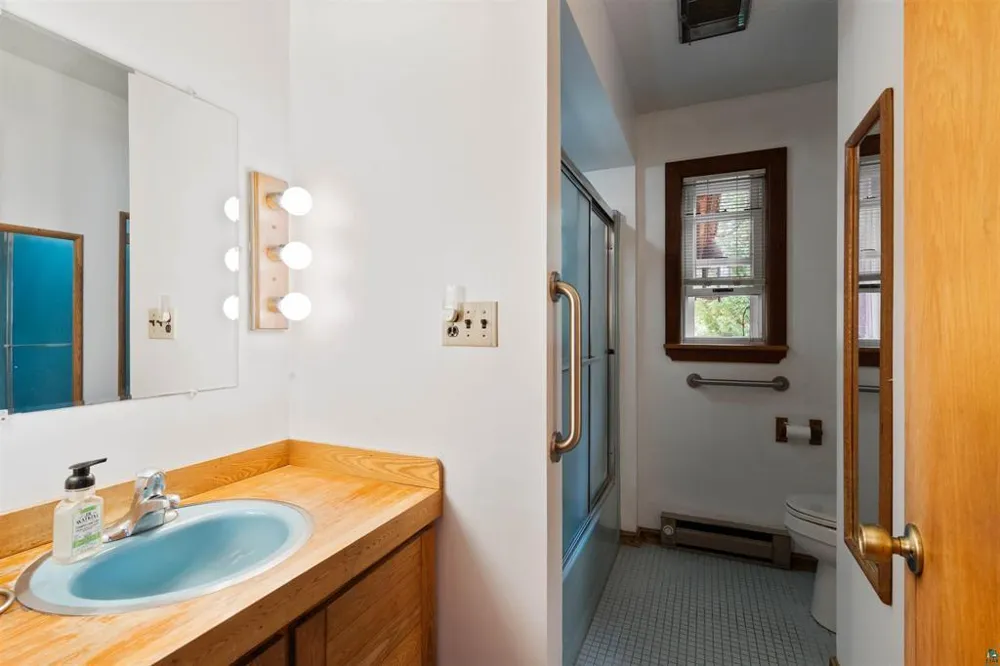 26 Saint Albans Road Superior, WI 54880