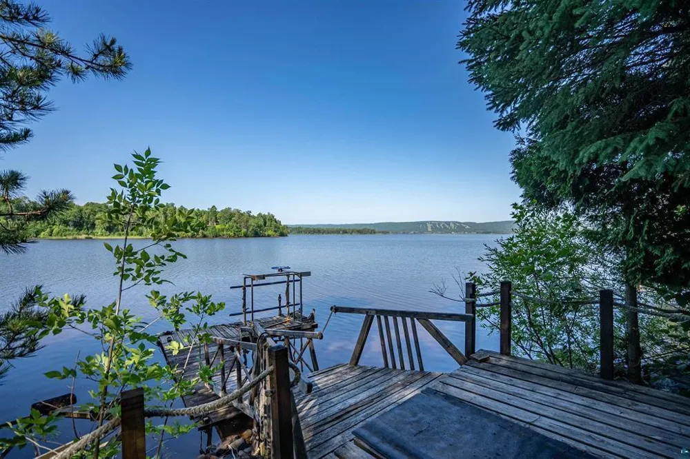 26 Saint Albans Road Superior, WI 54880