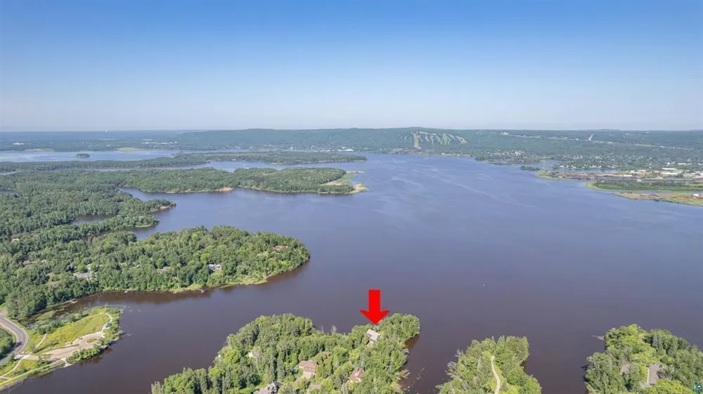 26 Saint Albans Road Superior, WI 54880