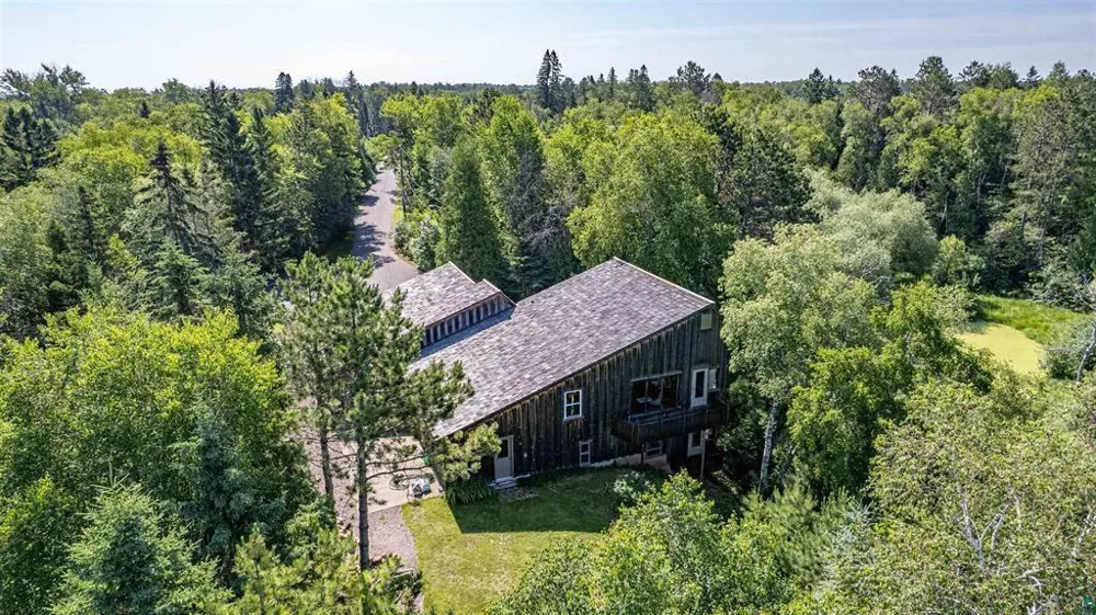 26 Saint Albans Road Superior, WI 54880