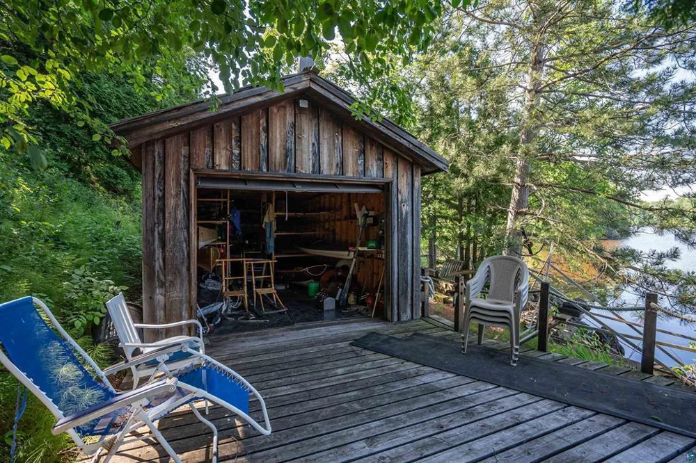 26 Saint Albans Road Superior, WI 54880