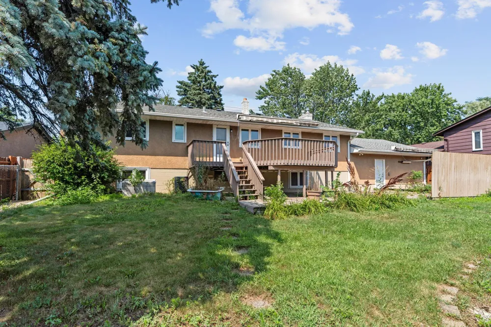 444 County Road B E Maplewood, MN 55117