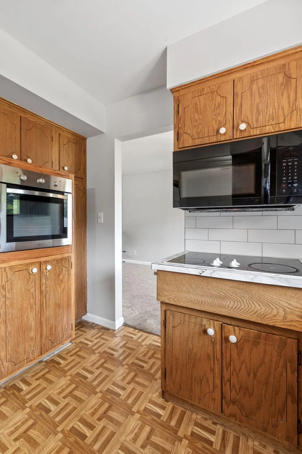 444 County Road B E Maplewood, MN 55117
