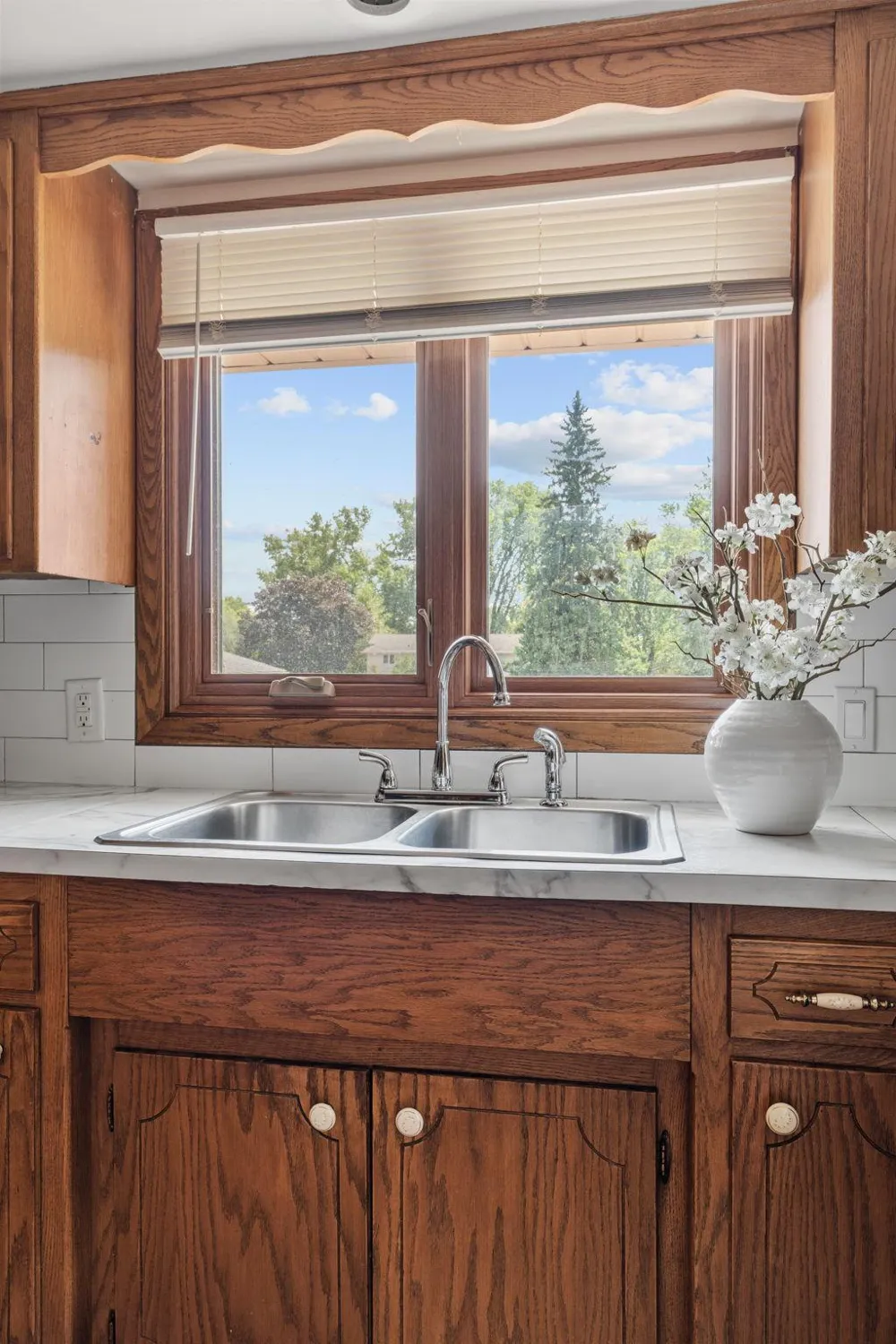 444 County Road B E Maplewood, MN 55117