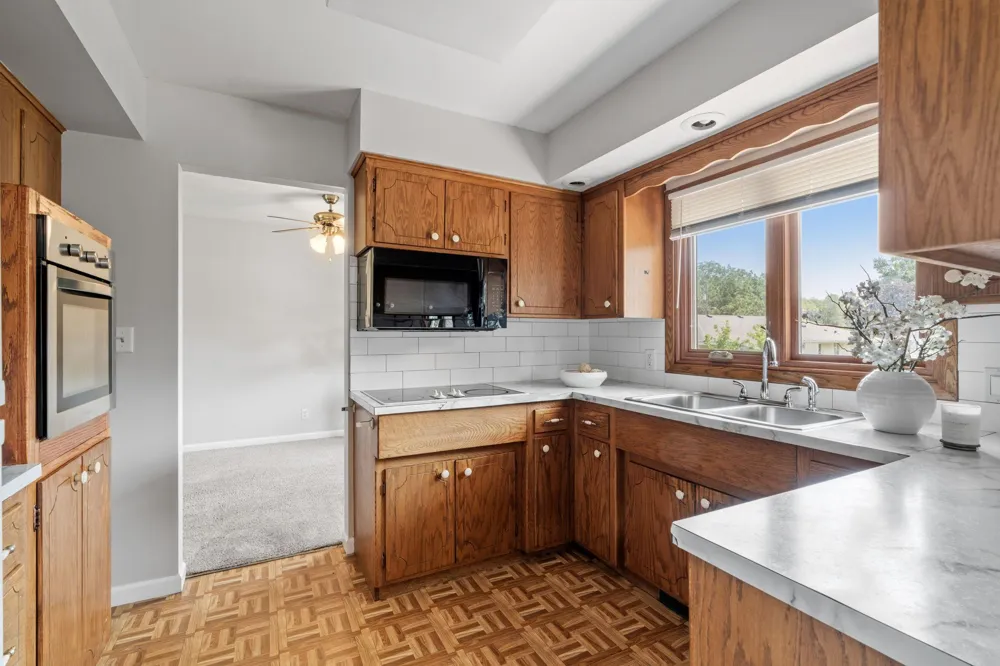 444 County Road B E Maplewood, MN 55117