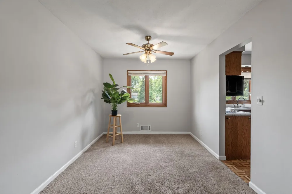 444 County Road B E Maplewood, MN 55117