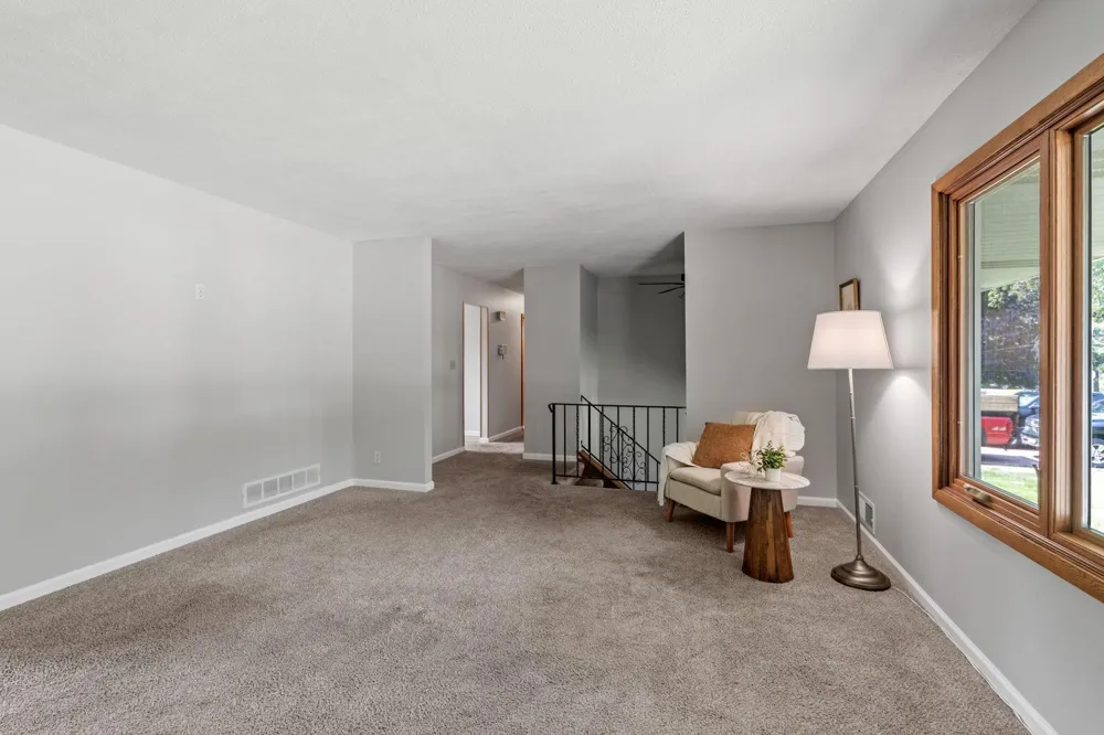 444 County Road B E Maplewood, MN 55117