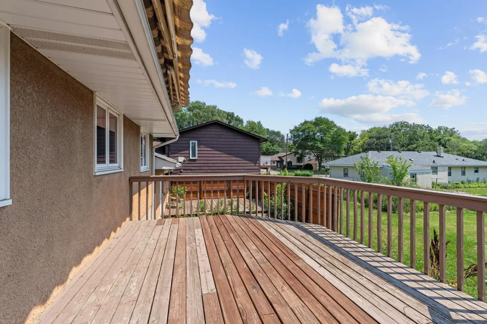 444 County Road B E Maplewood, MN 55117