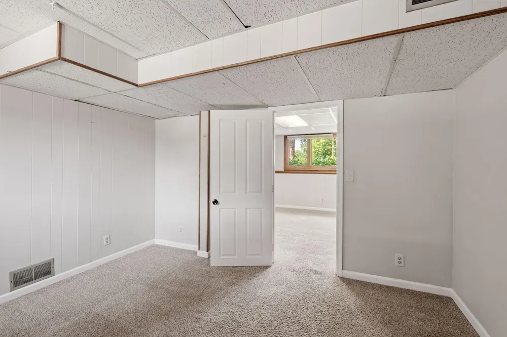 444 County Road B E Maplewood, MN 55117