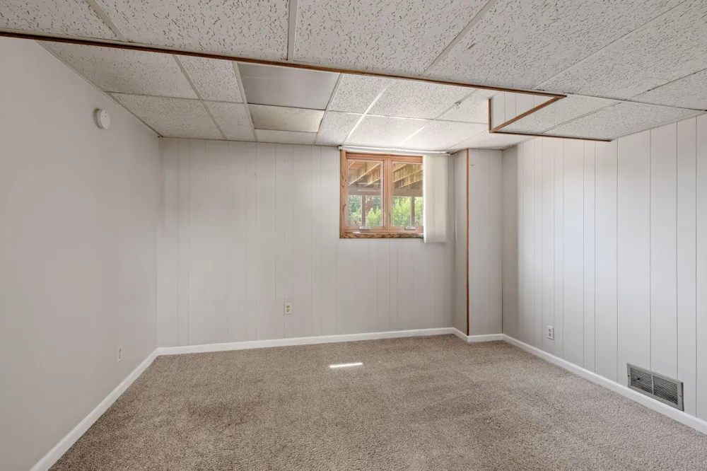 444 County Road B E Maplewood, MN 55117