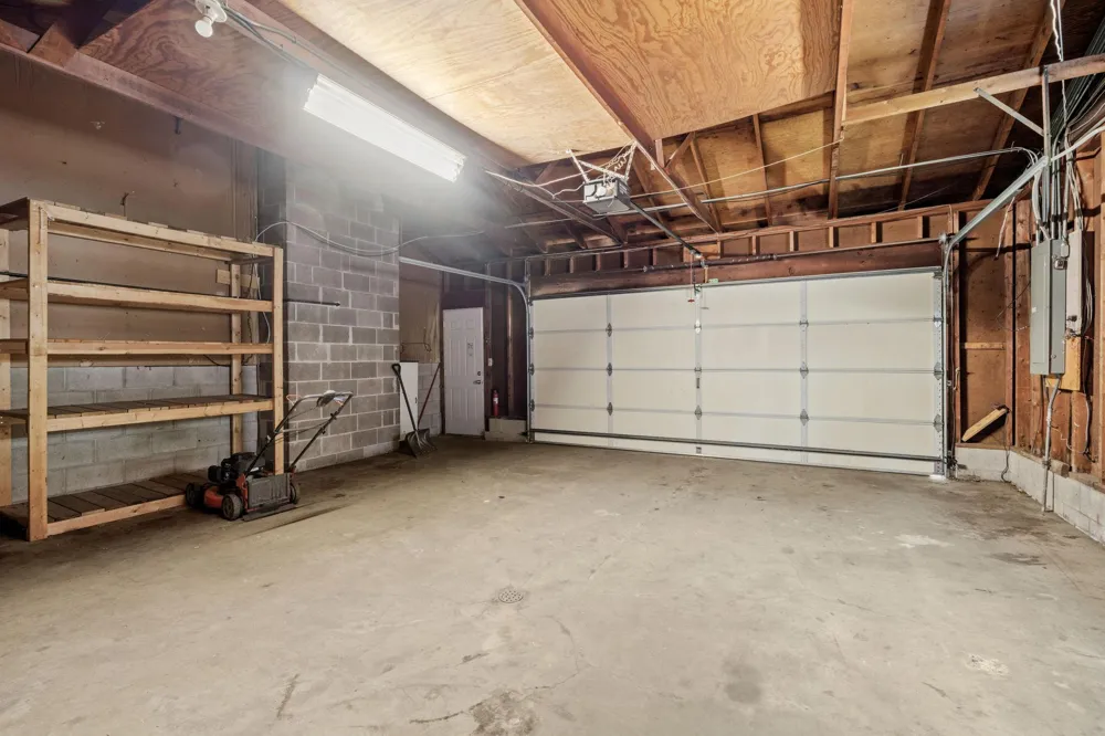 444 County Road B E Maplewood, MN 55117