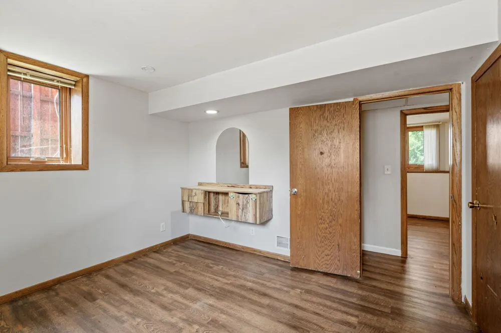 444 County Road B E Maplewood, MN 55117