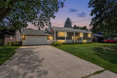 444 County Road B E