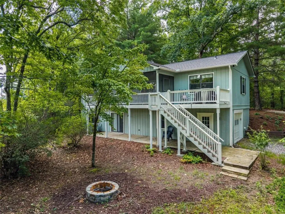 169 Windjammer Spur Hiawassee, GA 30546