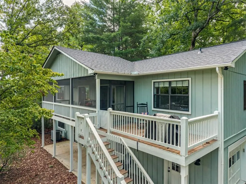 169 Windjammer Spur Hiawassee, GA 30546
