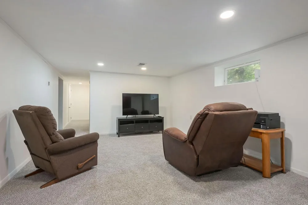 125 17th Street Newport, MN 55055