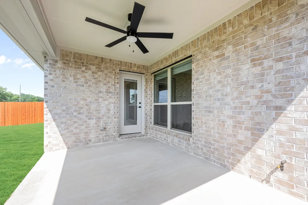 131 Kingfisher Lane Aledo, TX 76008