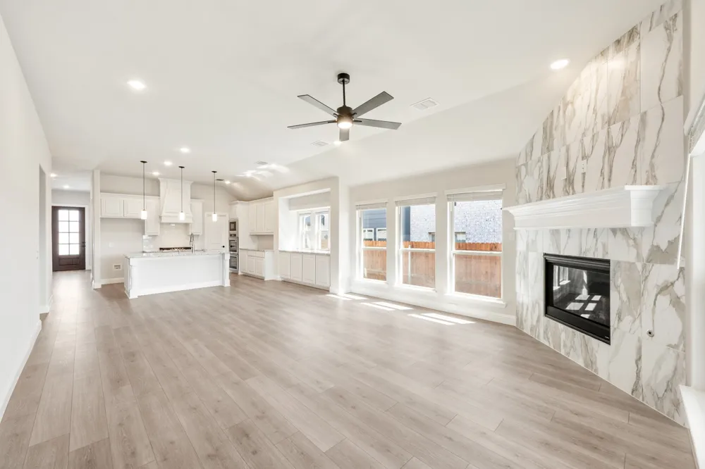 131 Kingfisher Lane Aledo, TX 76008
