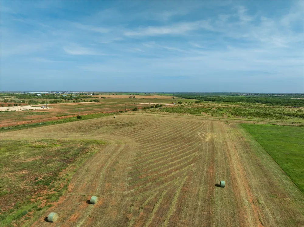 244 S County Road 221 Snyder, TX 79549
