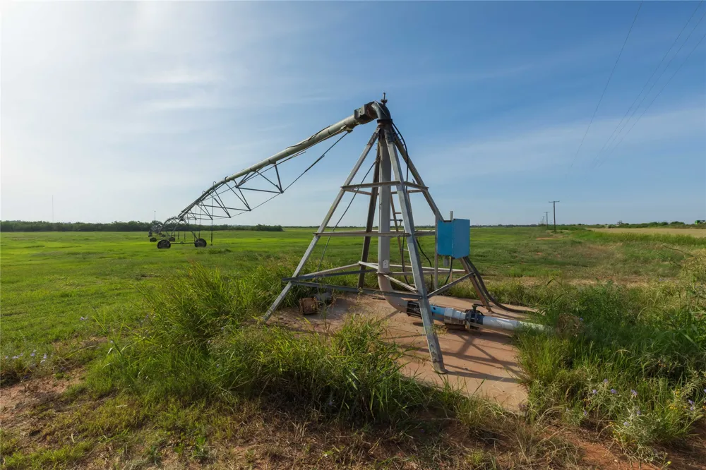 244 S County Road 221 Snyder, TX 79549