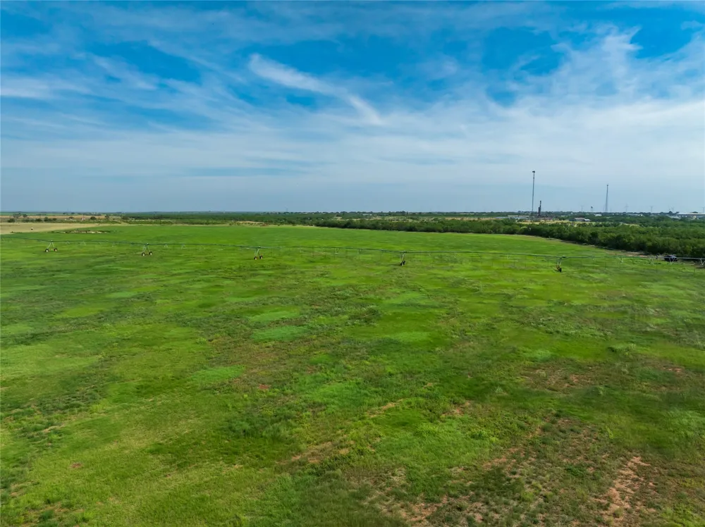 244 S County Road 221 Snyder, TX 79549