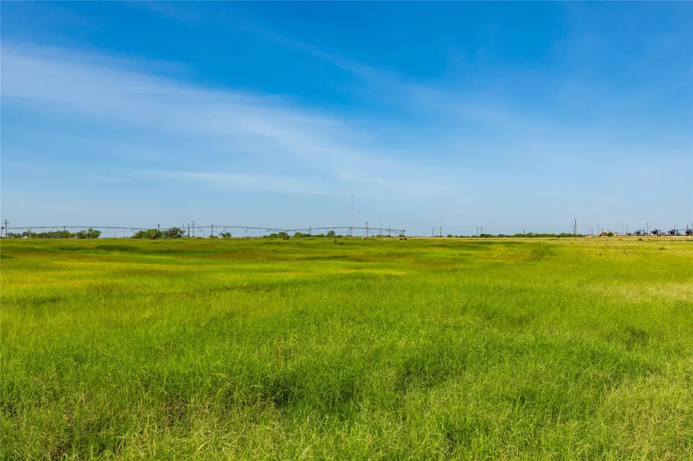 244 S County Road 221 Snyder, TX 79549