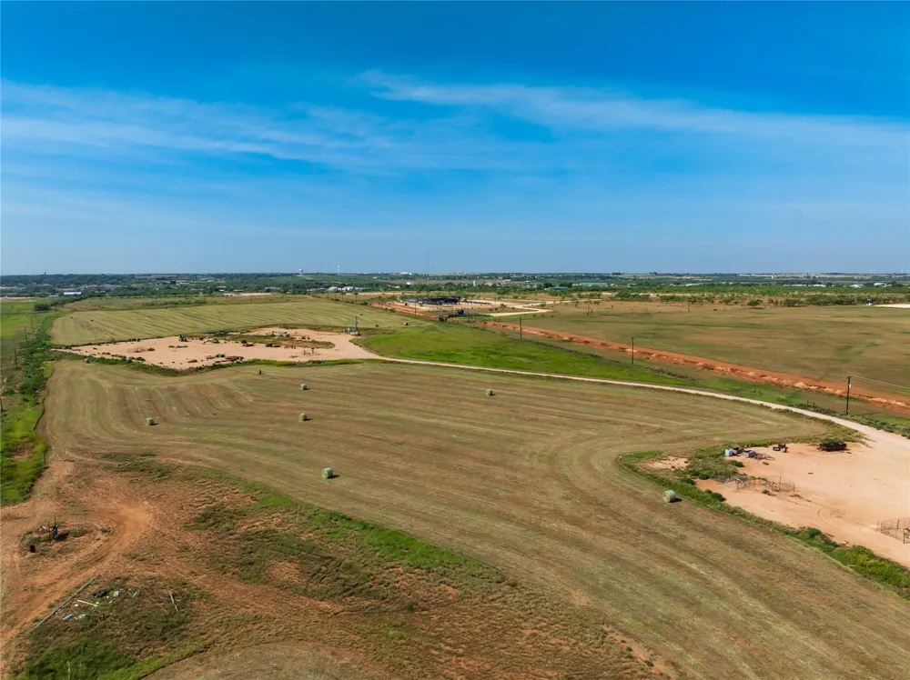 244 S County Road 221 Snyder, TX 79549