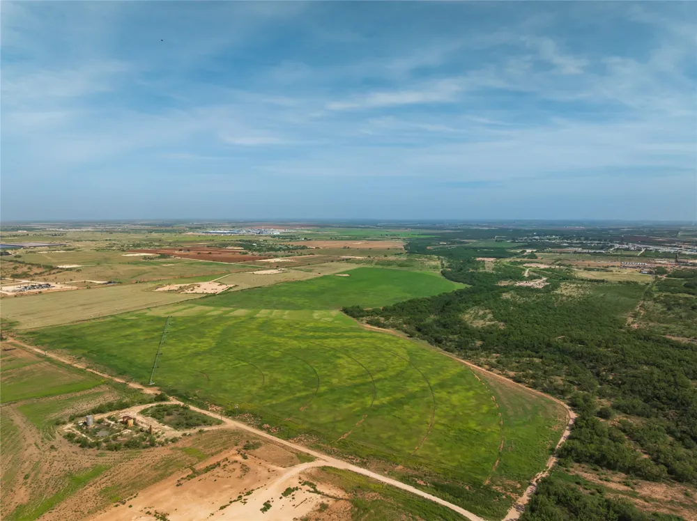 244 S County Road 221 Snyder, TX 79549