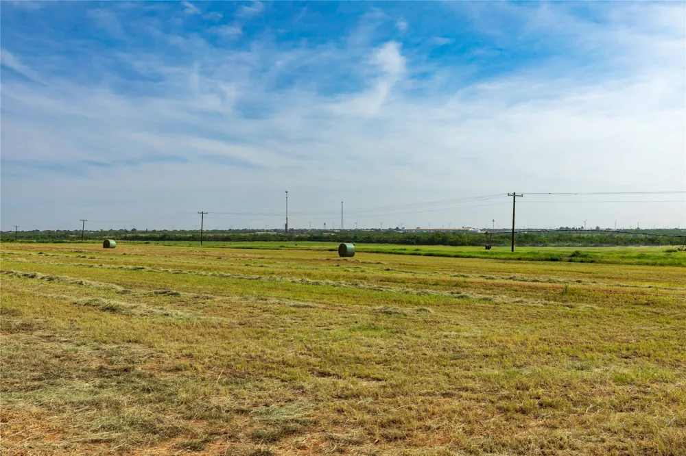 244 S County Road 221 Snyder, TX 79549
