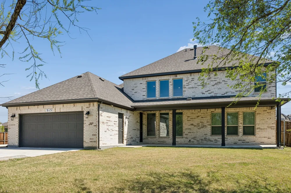 313 Suncrest Way Sunnyvale, TX 75182