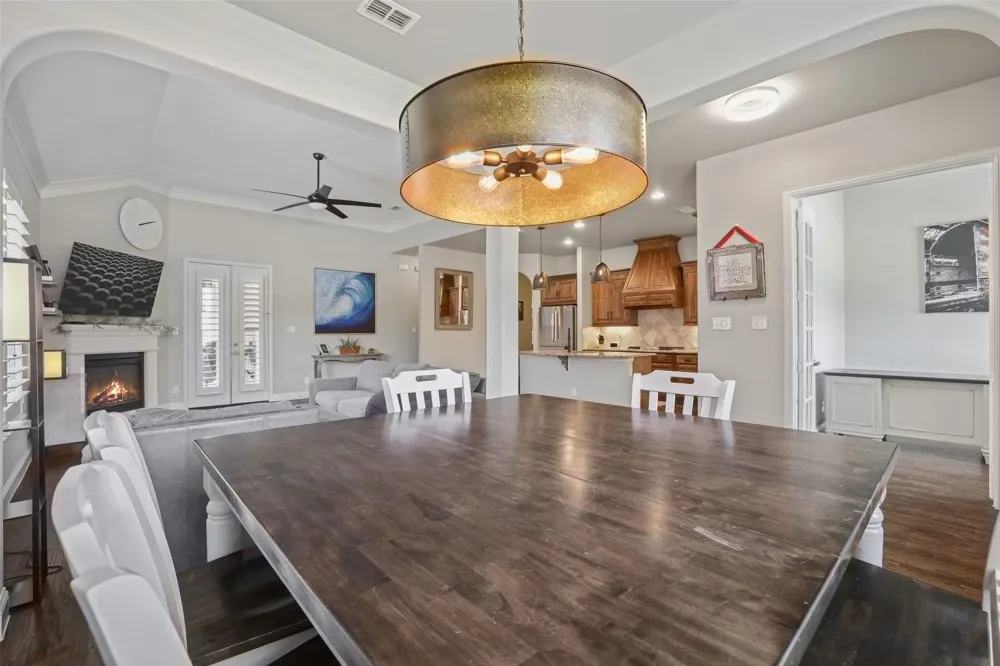 4908 Brookside Drive Denton, TX 76226