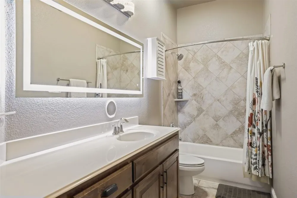 4908 Brookside Drive Denton, TX 76226
