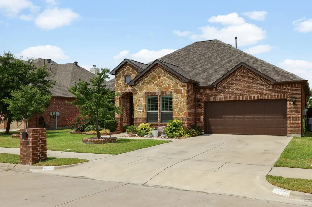 4908 Brookside Drive Denton, TX 76226
